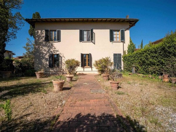 casa indipendente in vendita a Campi Bisenzio in zona Case Buffini