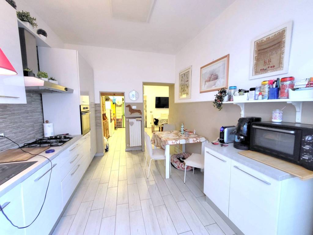 casa indipendente in vendita a Campi Bisenzio