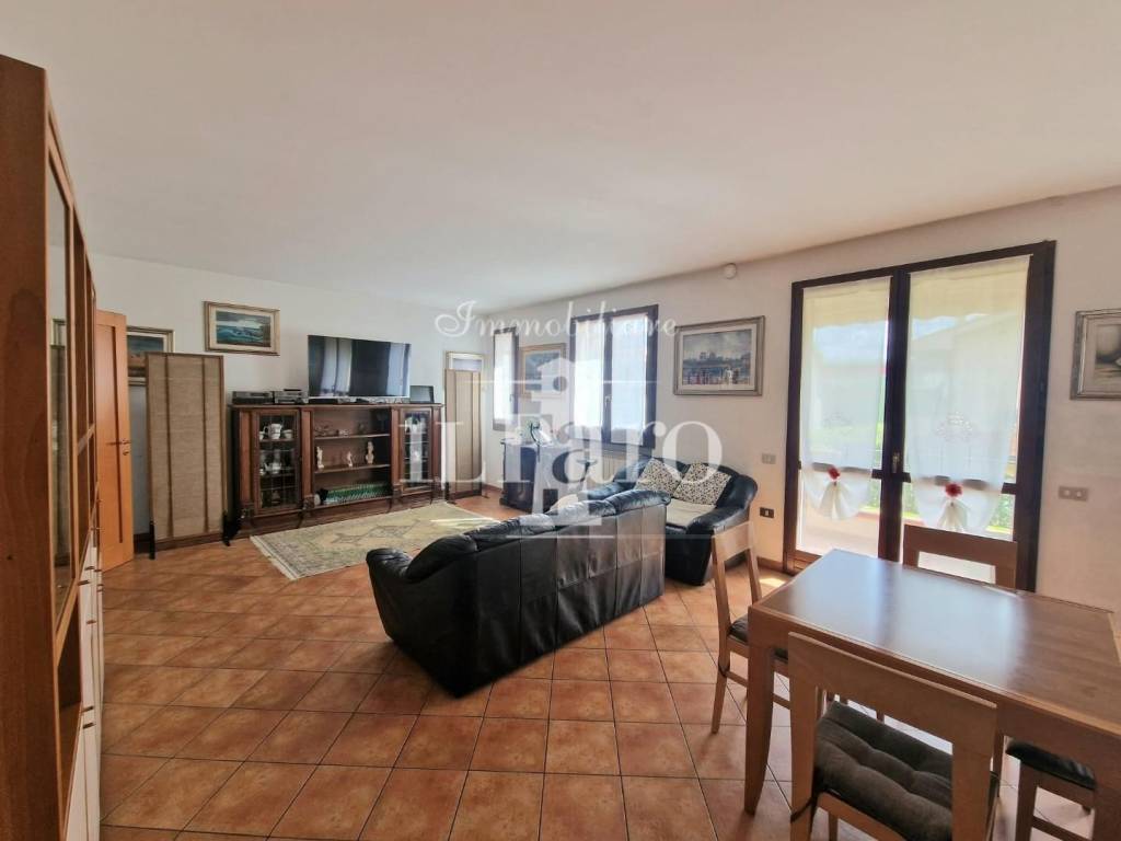 appartamento in vendita a Campi Bisenzio
