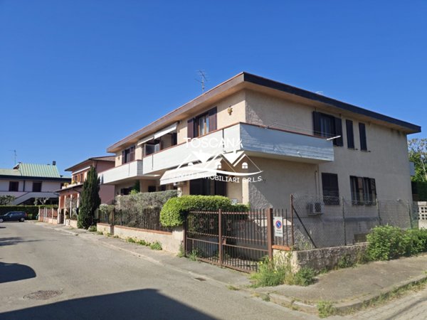appartamento in vendita a Campi Bisenzio in zona San Piero a Ponti