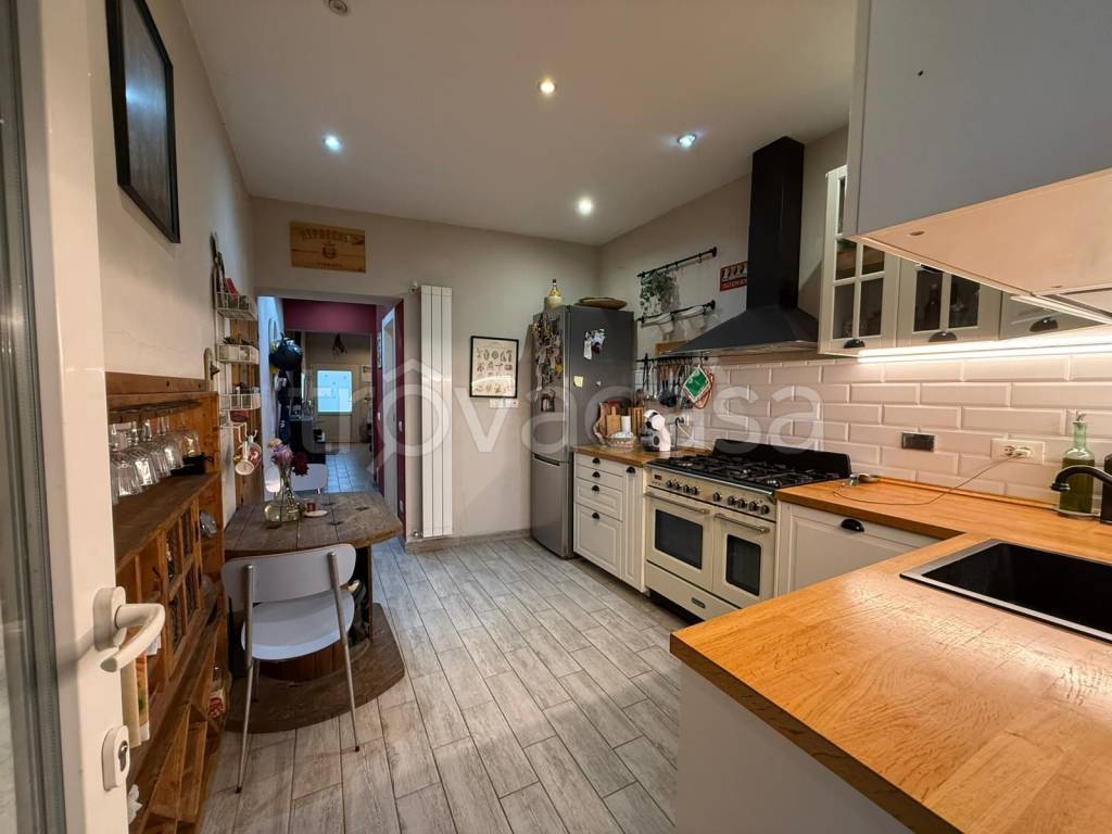 casa indipendente in vendita a Campi Bisenzio in zona San Donnino