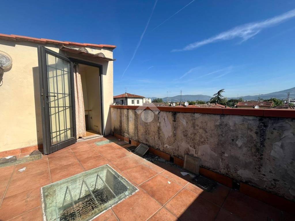 casa indipendente in vendita a Campi Bisenzio in zona San Donnino