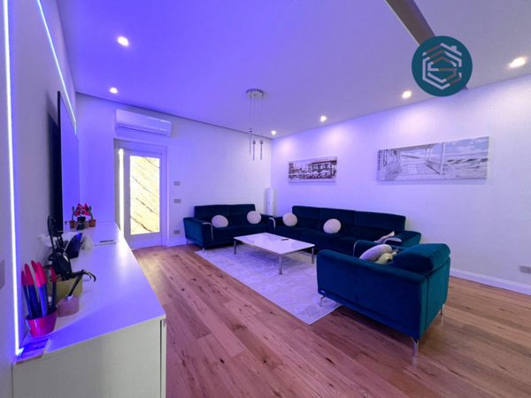 casa indipendente in vendita a Campi Bisenzio in zona San Piero a Ponti