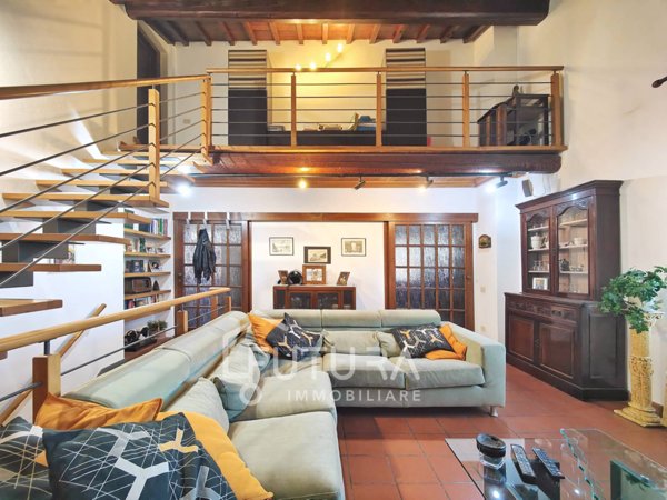 casa indipendente in vendita a Campi Bisenzio in zona San Donnino