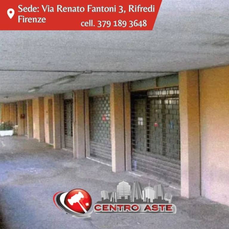 negozio in vendita a Campi Bisenzio