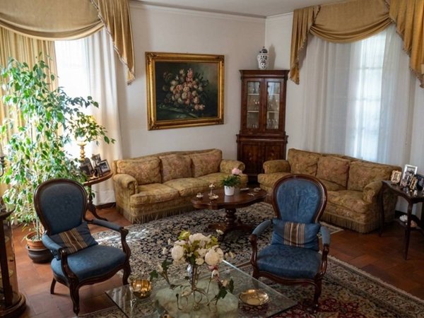 casa indipendente in vendita a Campi Bisenzio