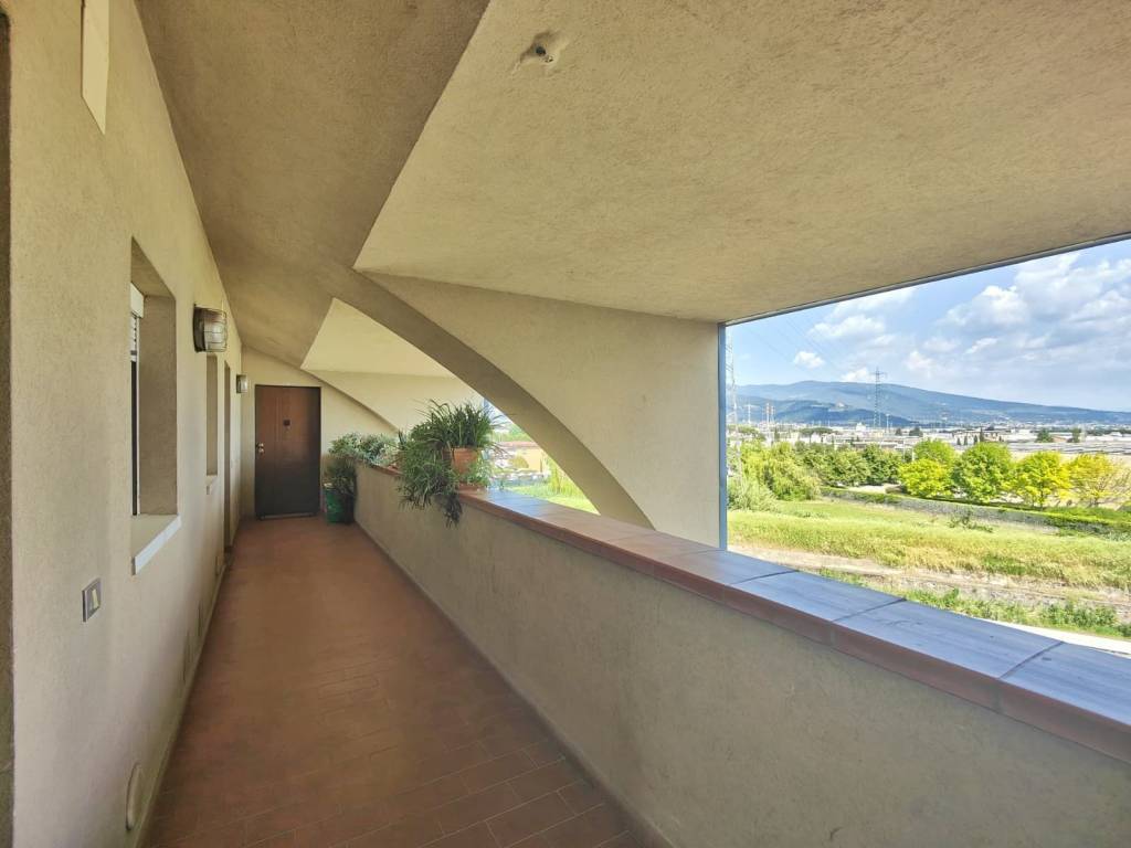 appartamento in vendita a Campi Bisenzio in zona Il Rosi