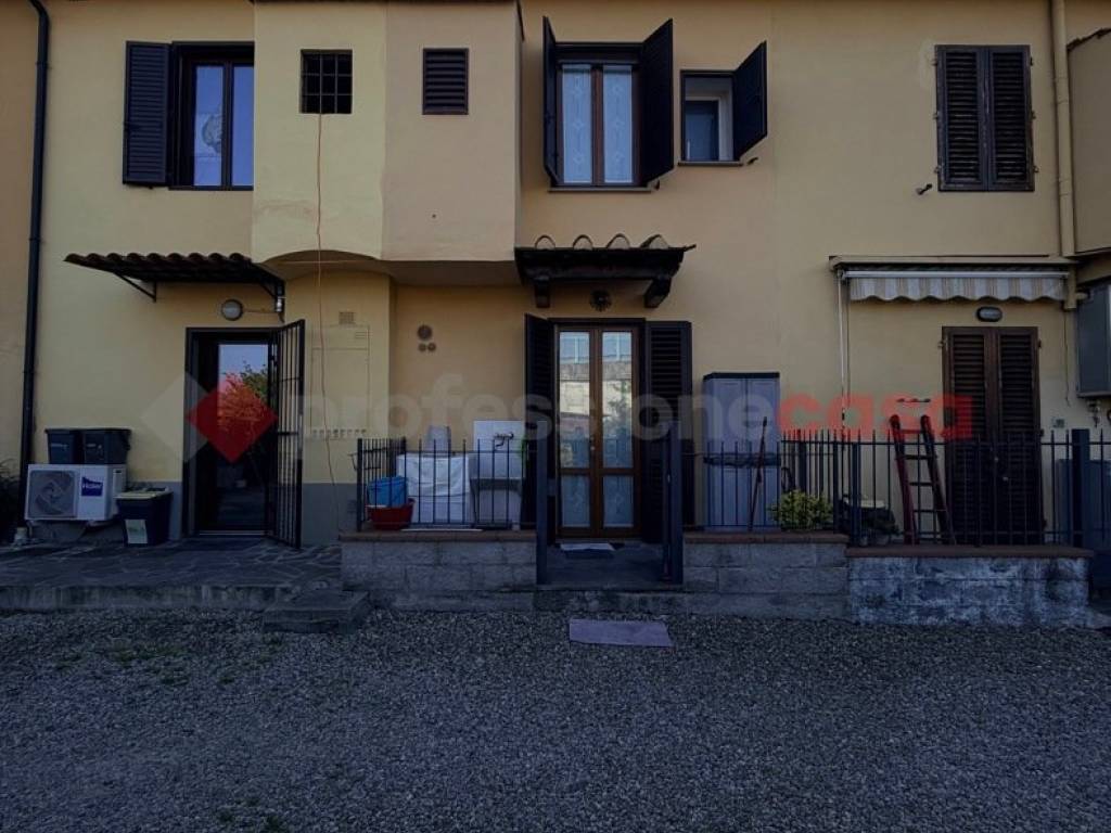 casa indipendente in vendita a Campi Bisenzio in zona Limite