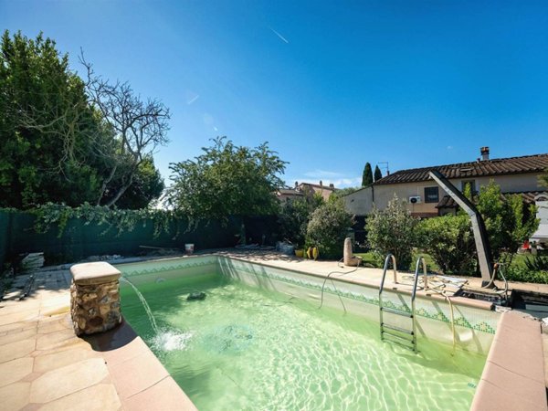 casa indipendente in vendita a Campi Bisenzio in zona San Piero a Ponti