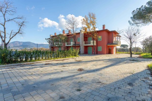 appartamento in vendita a Campi Bisenzio in zona Limite