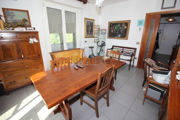 appartamento in vendita a Campi Bisenzio in zona Case Buffini
