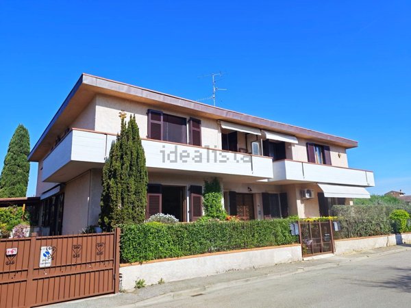 appartamento in vendita a Campi Bisenzio in zona San Piero a Ponti