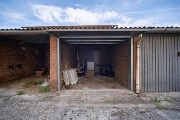 appartamento in vendita a Campi Bisenzio in zona San Piero a Ponti