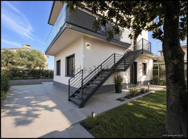 casa indipendente in vendita a Campi Bisenzio in zona San Piero a Ponti