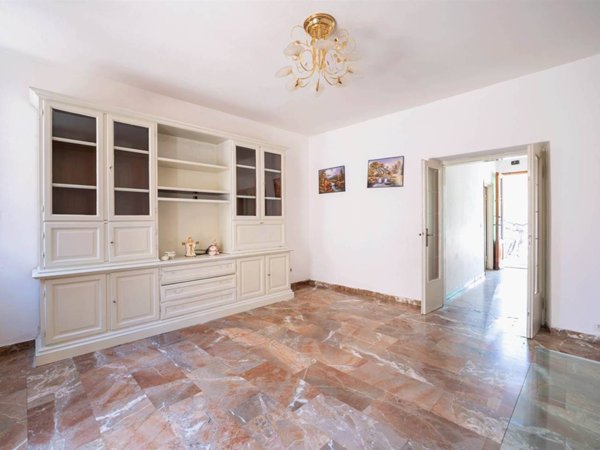 casa indipendente in vendita a Campi Bisenzio