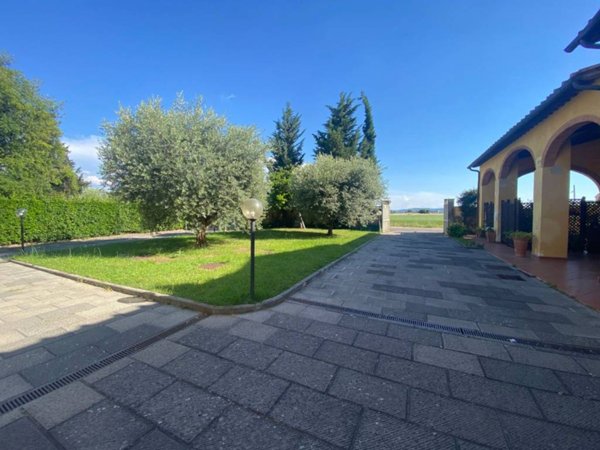 appartamento in vendita a Campi Bisenzio in zona Capalle
