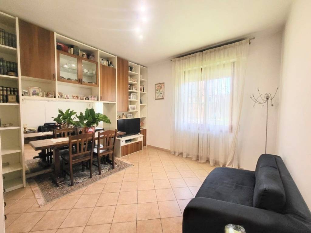 appartamento in vendita a Campi Bisenzio in zona Limite