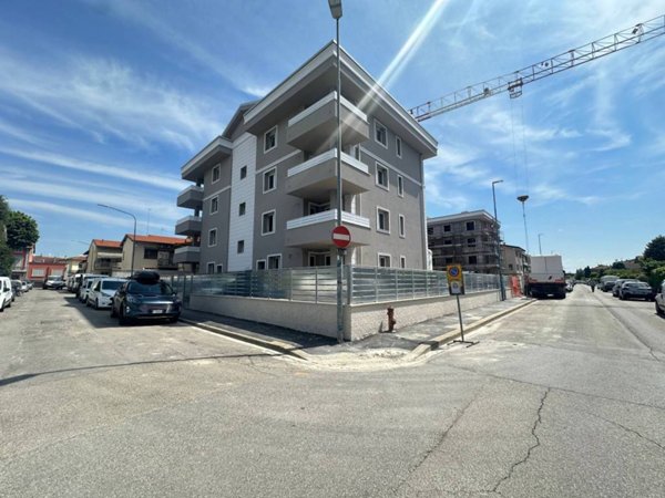 appartamento in vendita a Campi Bisenzio