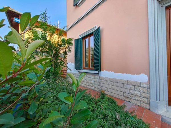 appartamento in vendita a Campi Bisenzio in zona San Cresci