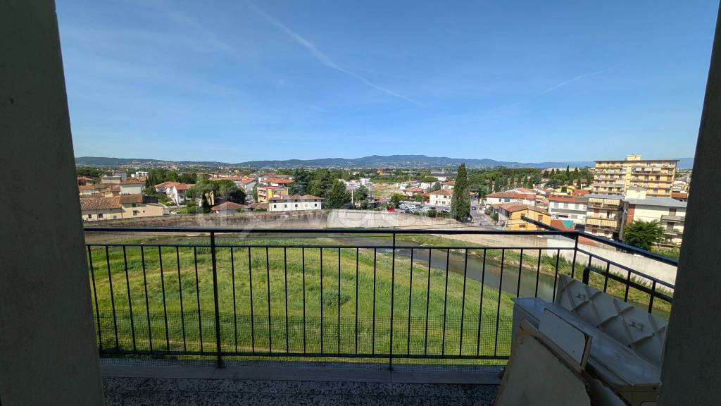 appartamento in vendita a Campi Bisenzio