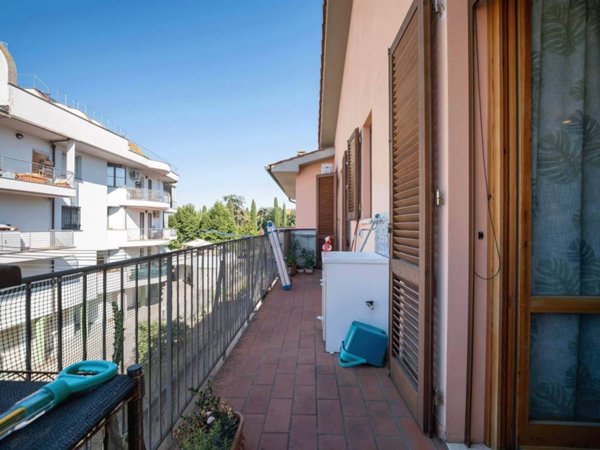 appartamento in vendita a Campi Bisenzio in zona Capalle