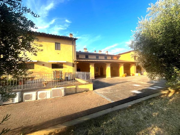 appartamento in vendita a Campi Bisenzio in zona Limite