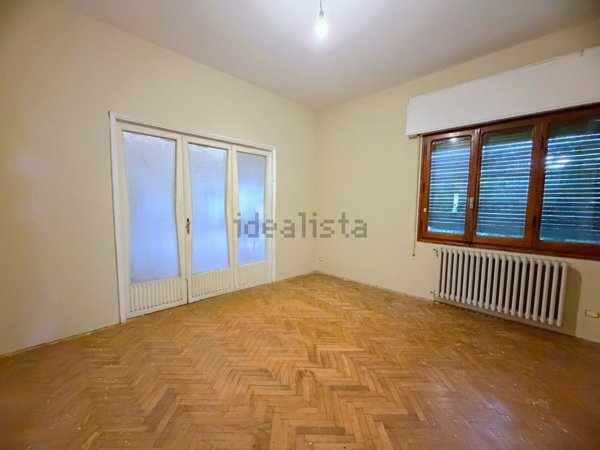 casa indipendente in vendita a Campi Bisenzio