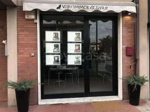appartamento in vendita a Campi Bisenzio in zona Capalle