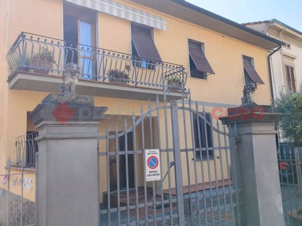 appartamento in vendita a Campi Bisenzio in zona Capalle