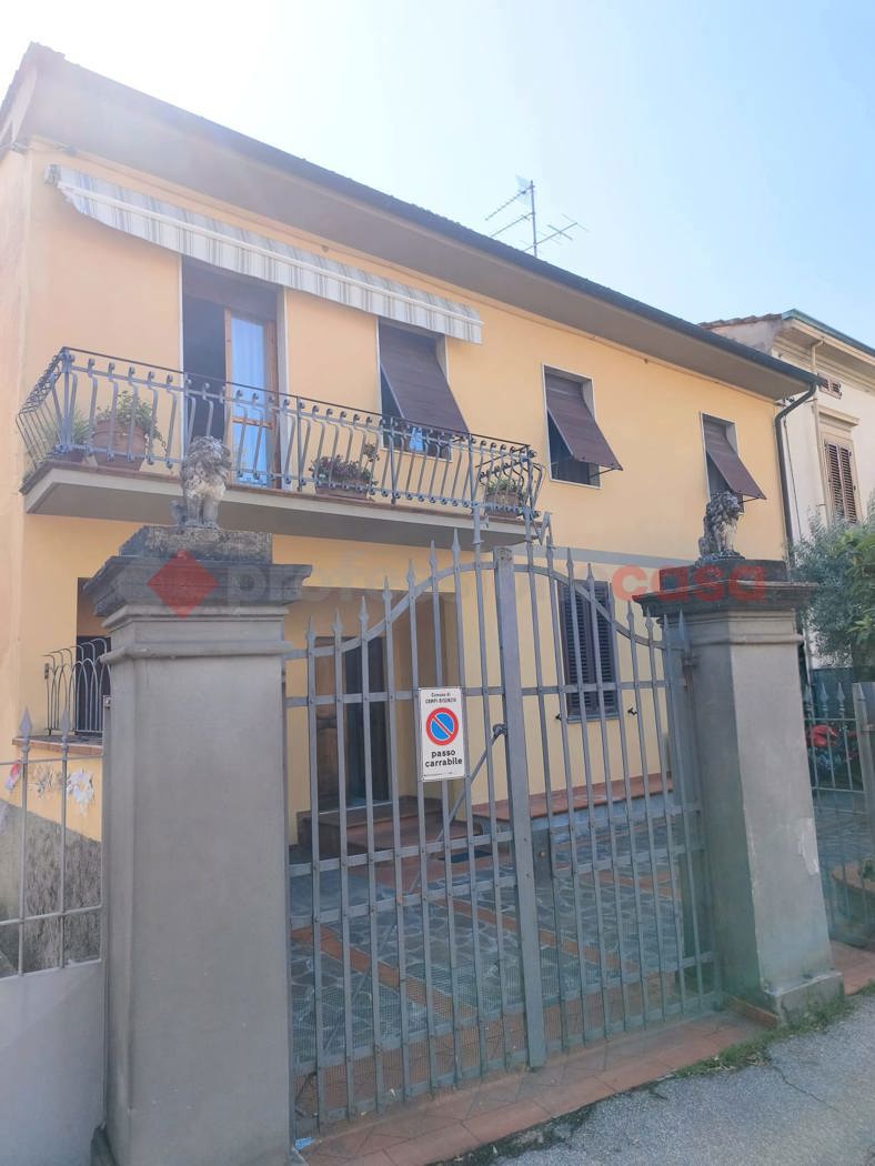 appartamento in vendita a Campi Bisenzio in zona Capalle