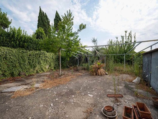 appartamento in vendita a Campi Bisenzio in zona San Piero a Ponti