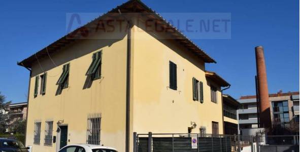 appartamento in vendita a Campi Bisenzio in zona Capalle