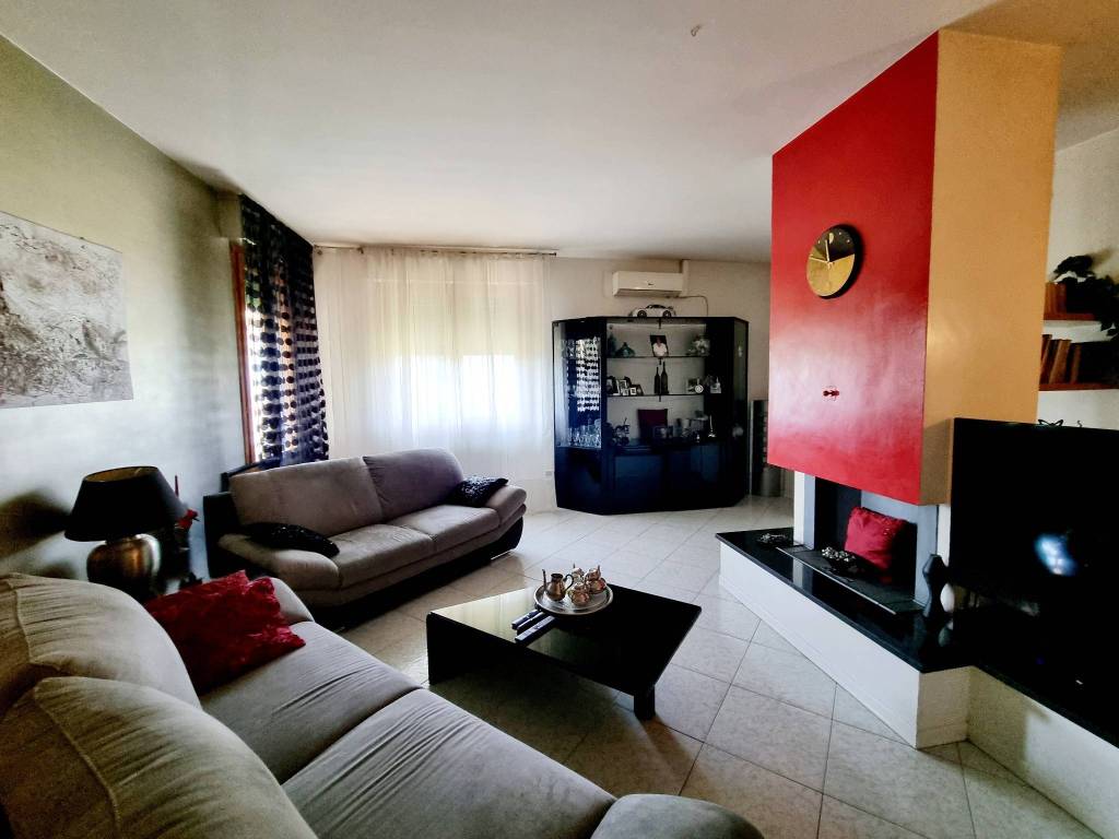 appartamento in vendita a Campi Bisenzio