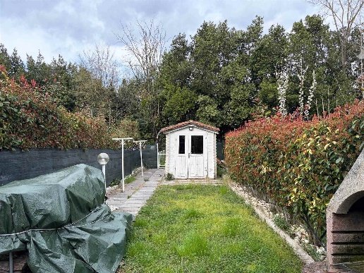 casa indipendente in vendita a Campi Bisenzio in zona Sant'Angelo a Lecore
