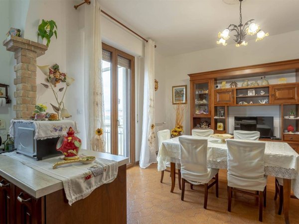 appartamento in vendita a Campi Bisenzio in zona San Piero a Ponti