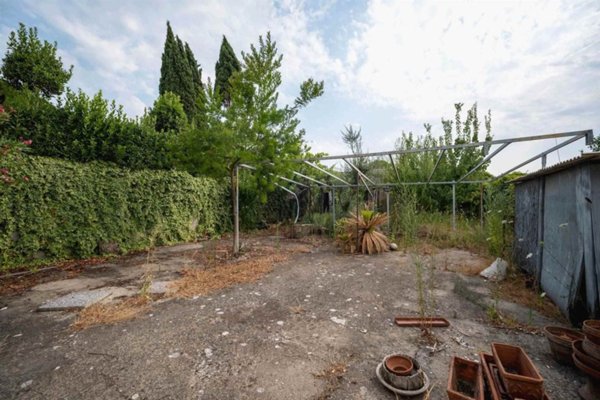 appartamento in vendita a Campi Bisenzio in zona San Piero a Ponti