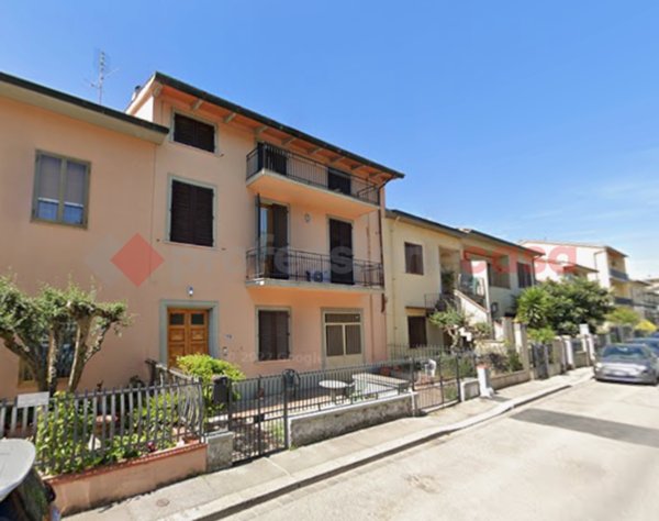 appartamento in vendita a Campi Bisenzio in zona Capalle