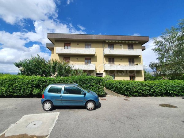 appartamento in vendita a Campi Bisenzio in zona San Piero a Ponti