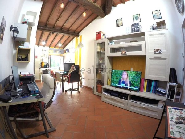 appartamento in vendita a Campi Bisenzio in zona Case Buffini