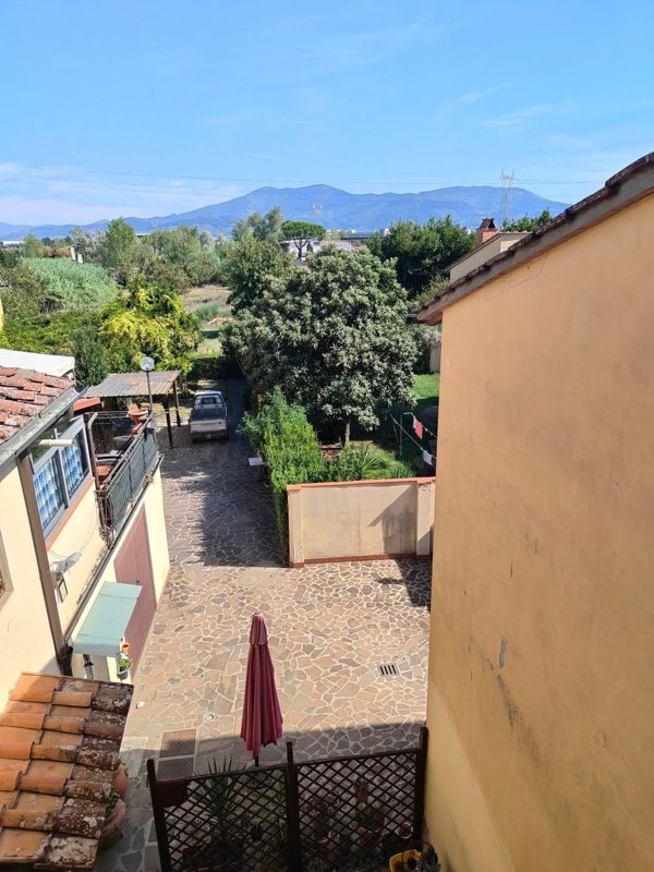 appartamento in vendita a Campi Bisenzio in zona San Donnino