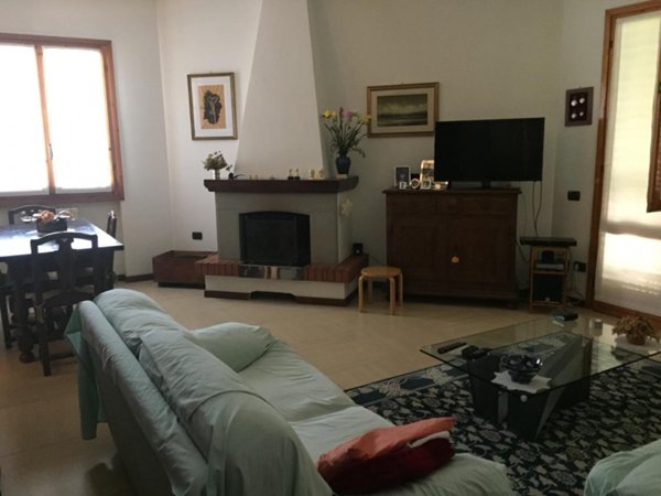 villetta a schiera in vendita a Campi Bisenzio in zona San Piero a Ponti