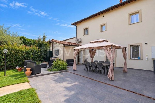 casa indipendente in vendita a Campi Bisenzio in zona San Cresci