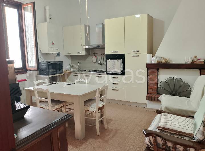 casa indipendente in vendita a Campi Bisenzio in zona Case Buffini