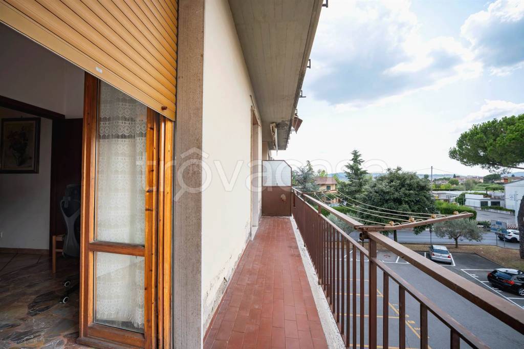 appartamento in vendita a Campi Bisenzio in zona San Piero a Ponti