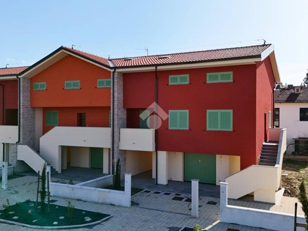 casa indipendente in vendita a Campi Bisenzio in zona Capalle