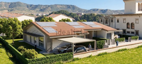 casa indipendente in vendita a Campi Bisenzio