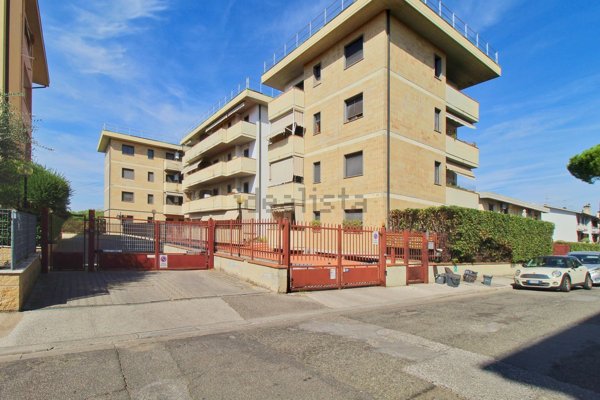 appartamento in vendita a Campi Bisenzio in zona San Donnino
