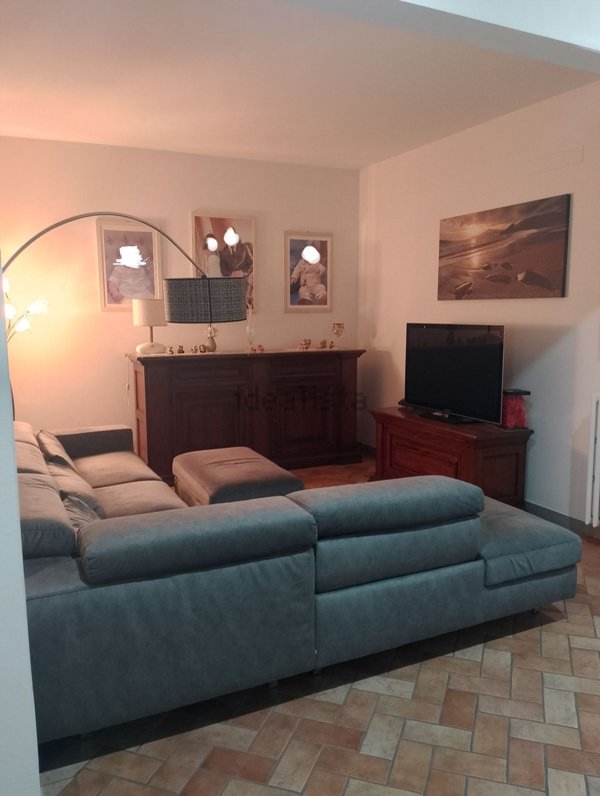 casa indipendente in vendita a Campi Bisenzio