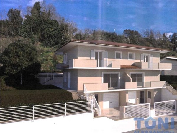 casa indipendente in vendita a Capraia e Limite