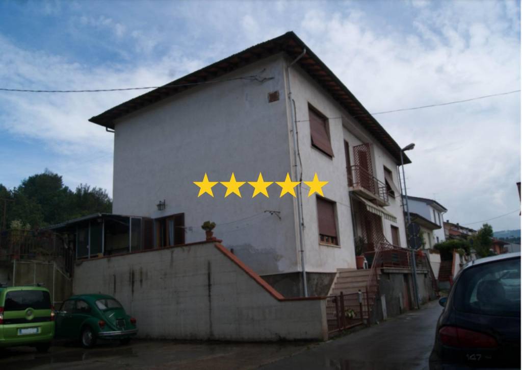 appartamento in vendita a Capraia e Limite